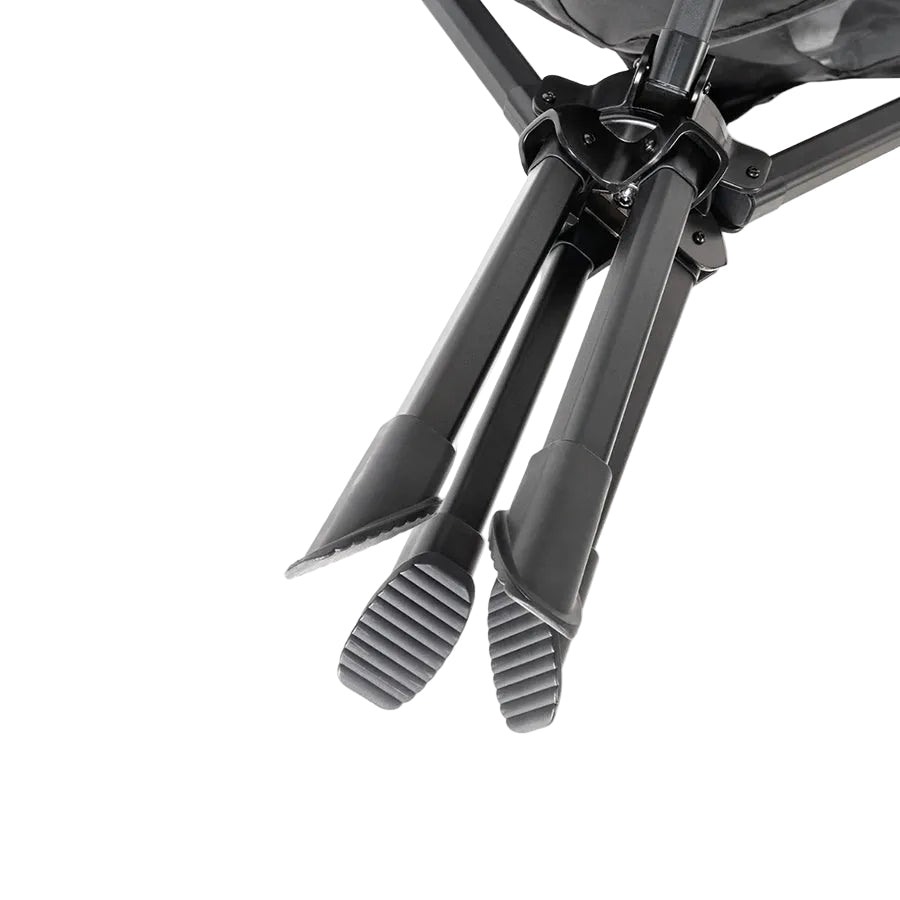 Compact-camping-chair-folding-legs-witness-chair