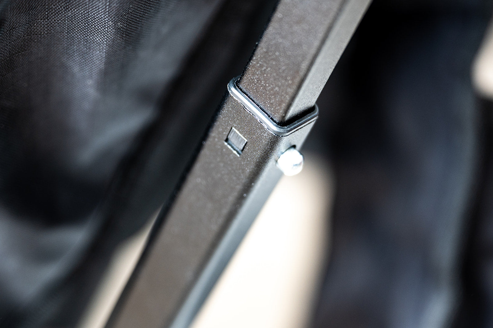 Telescopic-pin-leg-for-compact-camping-chair-by-witness